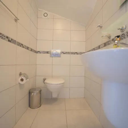 Garden G2 Apartment *